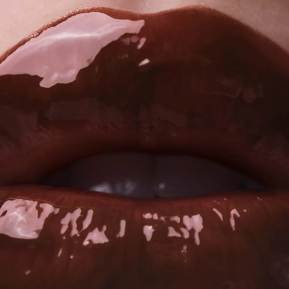 Christian Louboutin Rouge Stiletto Vinyl Gloss – Lip Gloss – Hot Sienna 432V - Beauty - alternate view 3